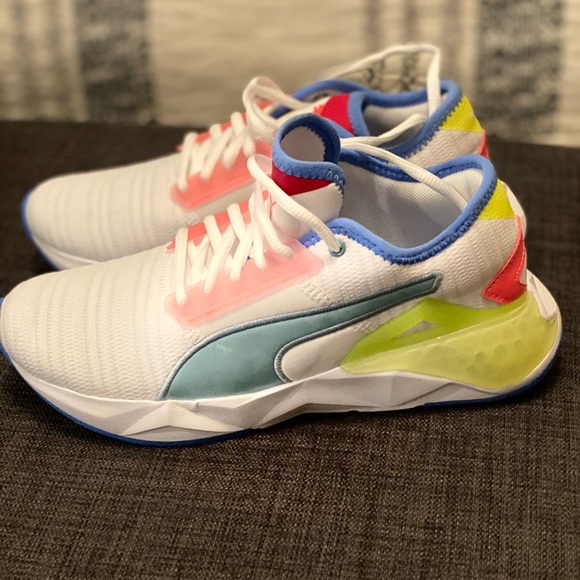 puma women's cell plasmic sneaker